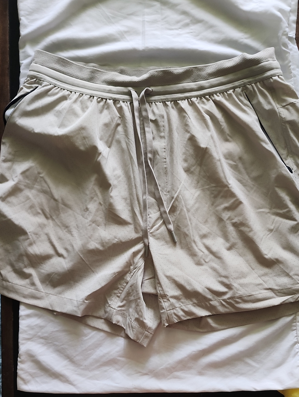 American Eagle AE Training Lined Mesh Athletic Shorts Light Gray Men's Large